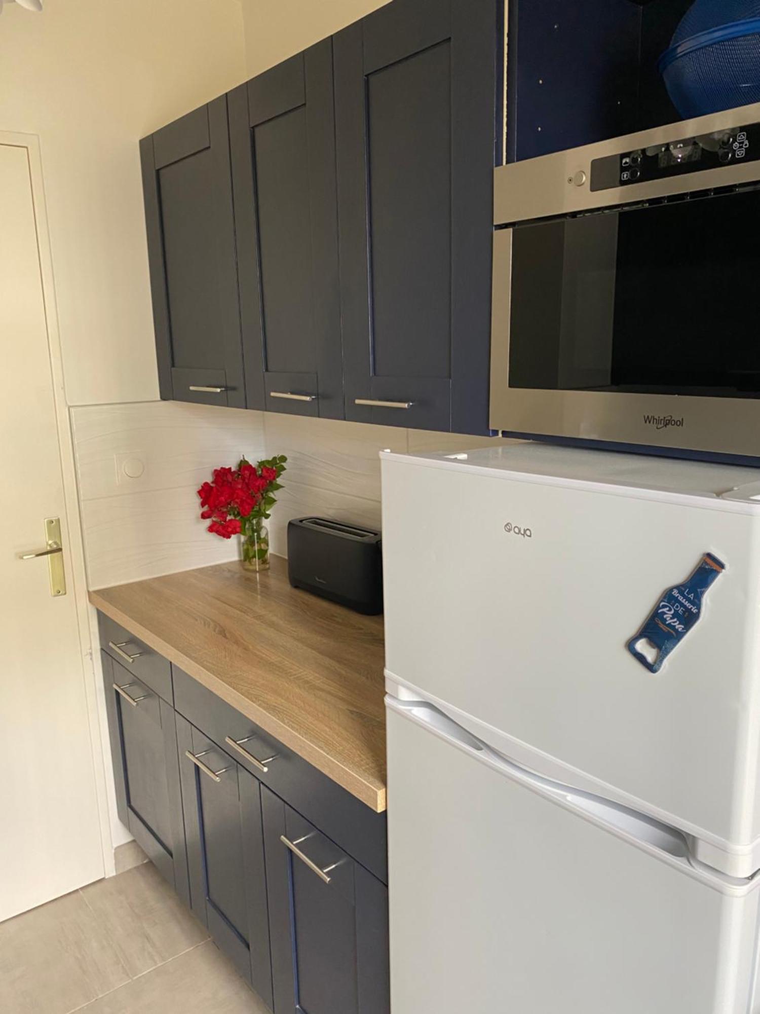 Appartement 65M2 Avec Balcon Vues Partielles Mer A 150M De La Plage Et Centre, Wifi Et Parking Prive Блонвиль-сюр-Мер Экстерьер фото